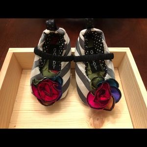 Olive and cocoa shoes